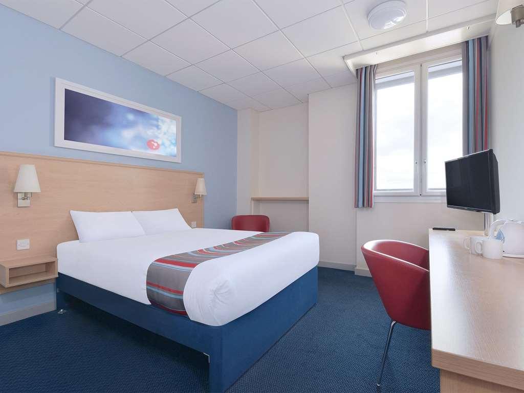 Travelodge Nottingham Riverside 객실 사진