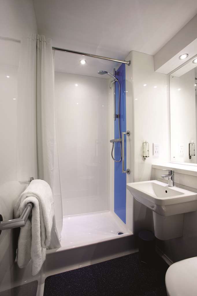 Travelodge Nottingham Riverside 객실 사진