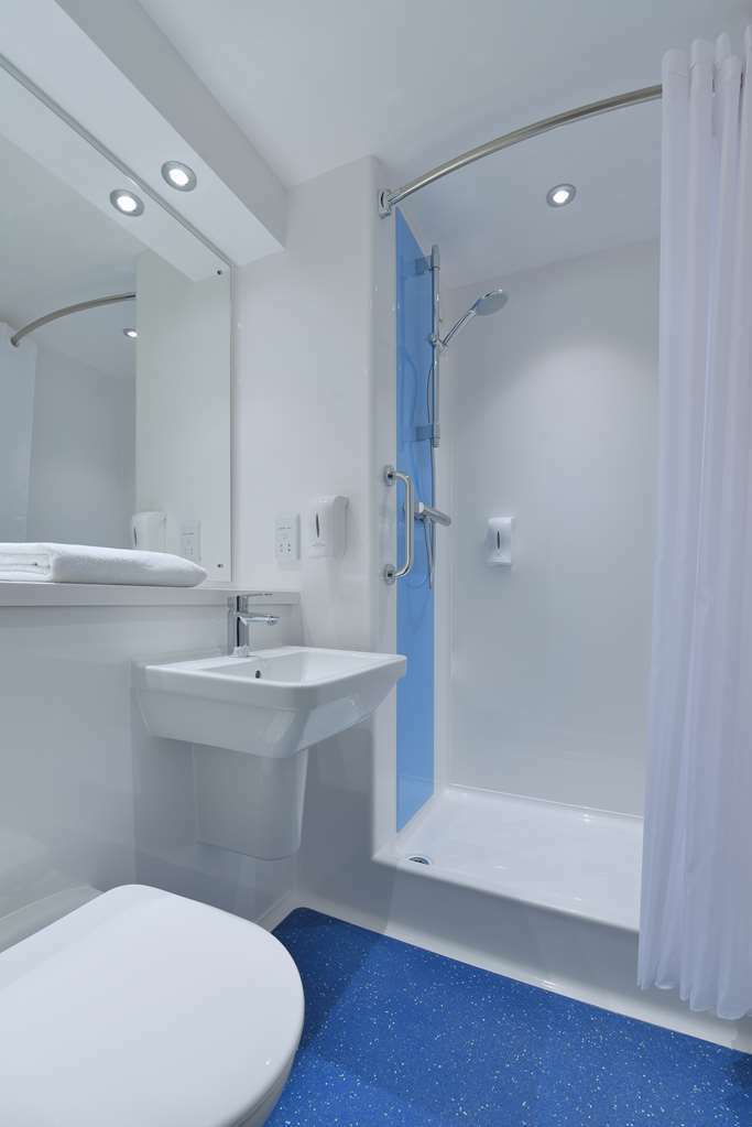 Travelodge Nottingham Riverside 객실 사진